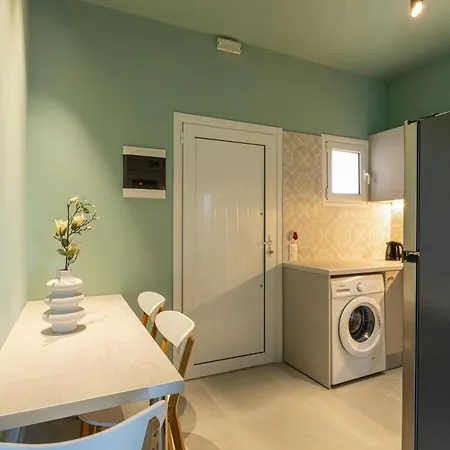 Apartament Niki & *